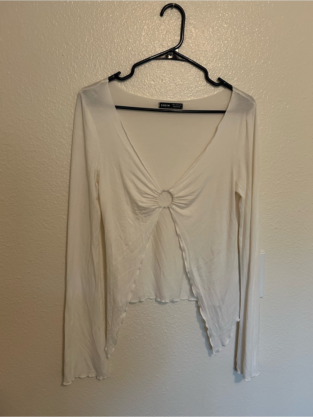 SHEIN White Long Sleeve V-Neck Ring Detail Top